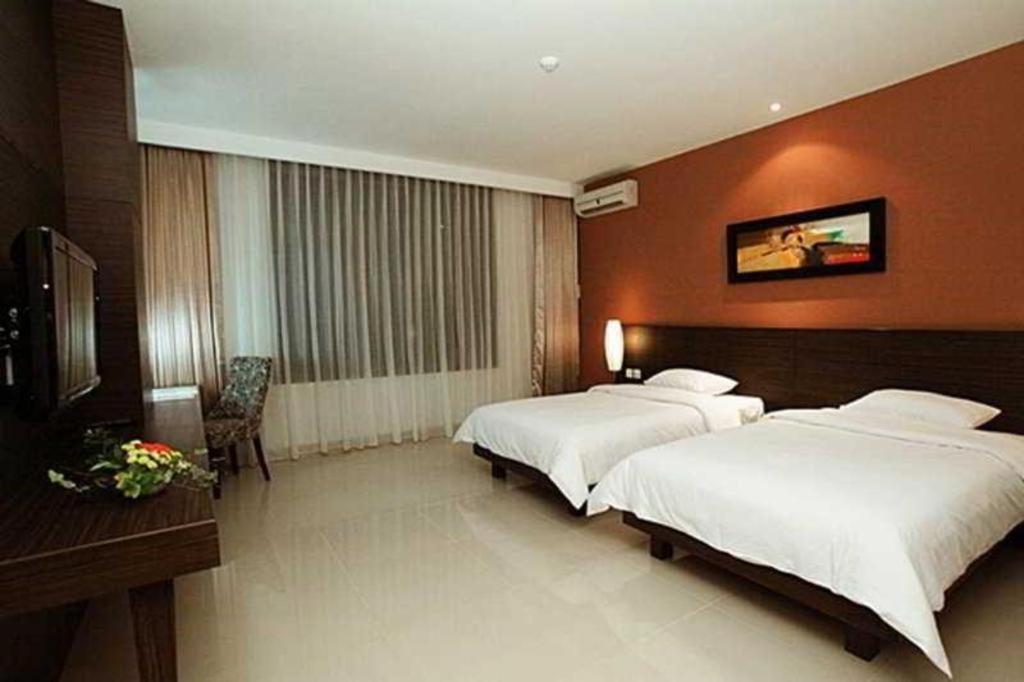 Grand Pacific Hotel Bandung Exterior photo
